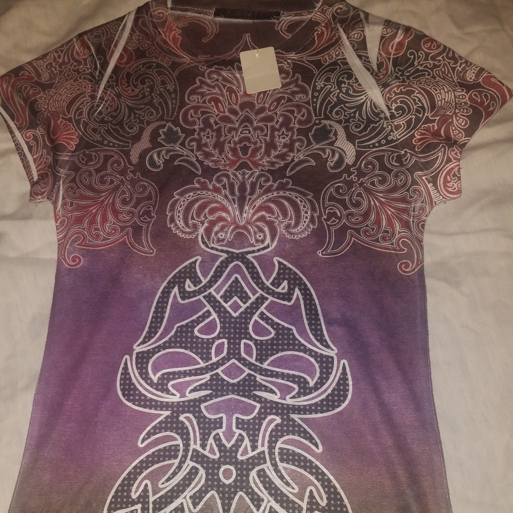 Graphic fitted shirt